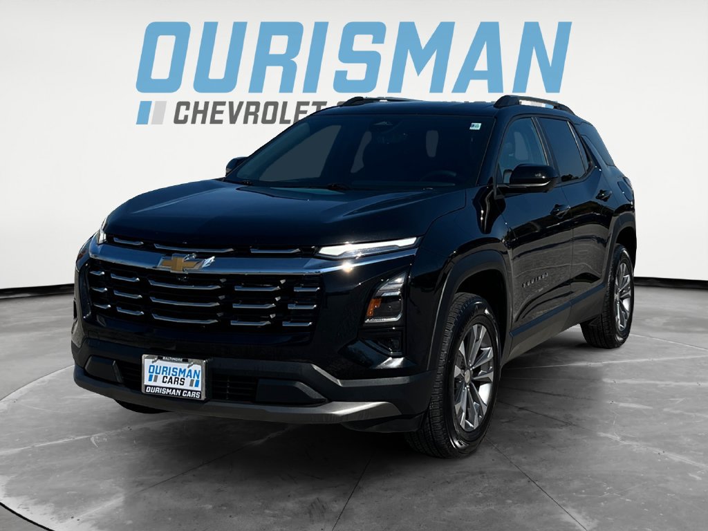Used 2025 Chevrolet Equinox LT w/ Convenience Package II AWD/4WD image 2
