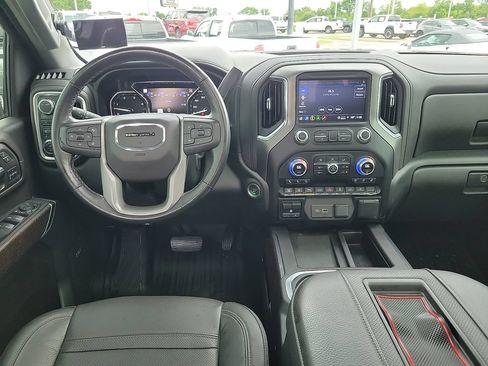 Used 2022 GMC Sierra 3500 Denali w/ Denali Ultimate Package AWD/4WD image 10