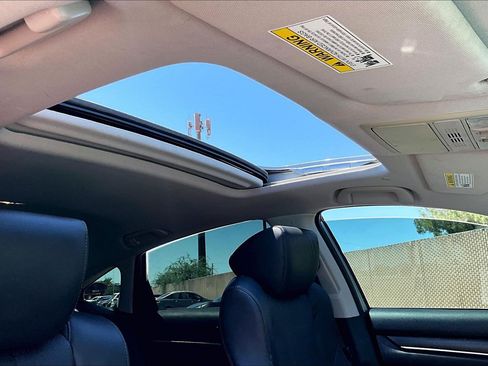 Used 2018 Honda Accord EX-L image 16