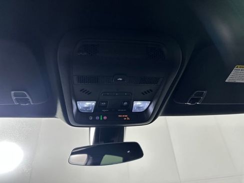 Used 2023 Cadillac XT5 Premium Luxury image 25