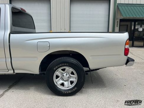 Used 2004 Toyota Tacoma 2WD Regular Cab w/ Enhancement Pkg image 25