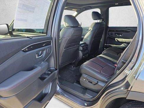 New 2025 Honda Pilot Black Edition image 12