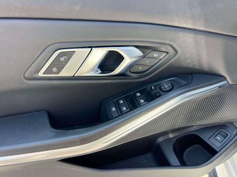 Used 2022 BMW 330i Sedan w/ Driving Assistance Package RWD image 21