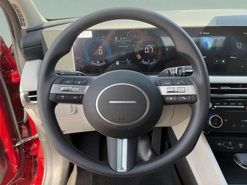 New 2026 Hyundai Tucson SEL FWD image 9