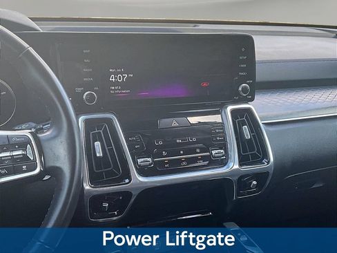 Used 2023 Kia Sorento SX AWD/4WD image 12