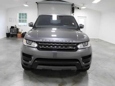 Used 2017 Land Rover Range Rover Sport SE AWD/4WD image 3