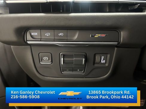 Used 2025 Cadillac Escalade V image 10