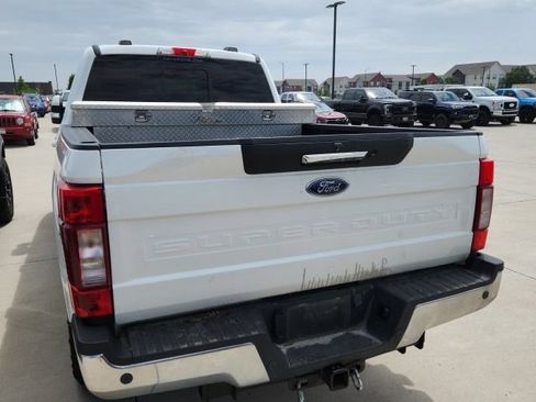 Used 2022 Ford F250 Lariat w/ Lariat Value Package AWD/4WD image 4