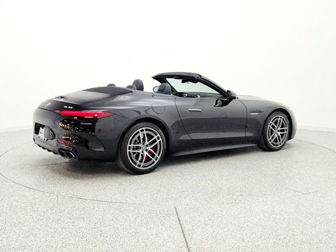 Used 2023 Mercedes-Benz SL 55 AMG 4MATIC w/ Driver Assistance Package image 5