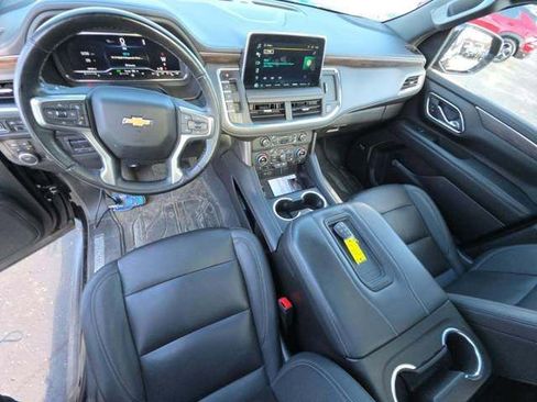 Used 2023 Chevrolet Tahoe LT w/ Luxury Package image 9