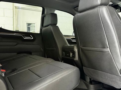 Used 2025 Chevrolet Silverado 1500 LT AWD/4WD image 8