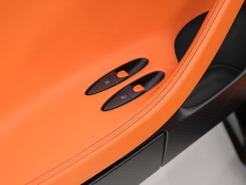 Used 2023 Bugatti Chiron Pur Sport AWD/4WD image 60