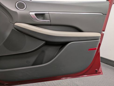 Certified 2023 Hyundai Sonata SEL w/ Convenience Package image 27