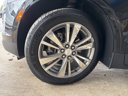 Used 2022 Cadillac XT5 Premium Luxury image 48