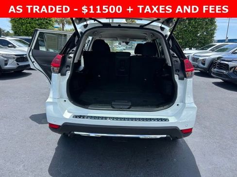 Used 2020 Nissan Rogue SV FWD image 16