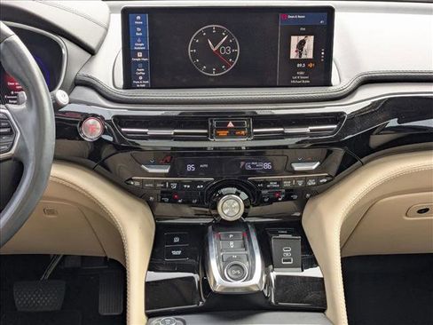 Certified 2025 Acura MDX SH-AWD w/ Advance Package image 13