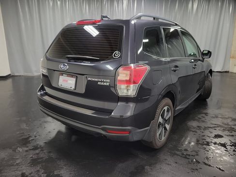 Used 2017 Subaru Forester 2.5i w/ Alloy Wheel Package AWD/4WD image 9