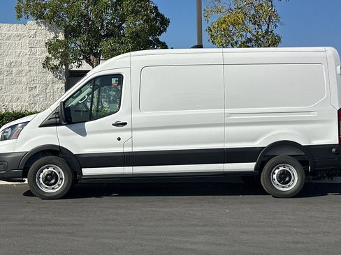 New 2026 Ford Transit 250 148 Medium Roof w/ Load Area Protection Package image 7