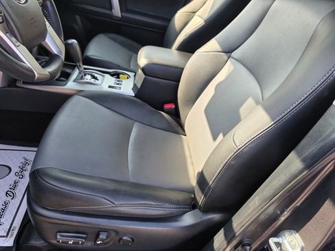 Used 2021 Toyota 4Runner SR5 Premium w/ Moonroof Package RWD image 16