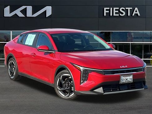 New 2025 Kia K4 EX image 1