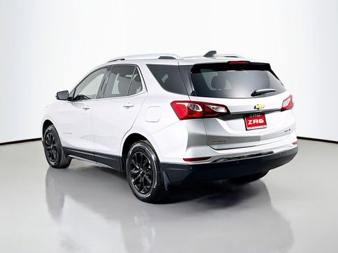 Used 2018 Chevrolet Equinox LT w/ Sun & Infotainment Package image 3