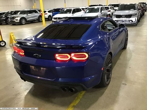 Used 2019 Chevrolet Camaro SS RWD image 5