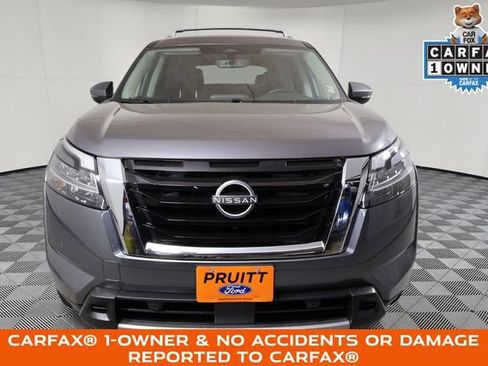 Used 2024 Nissan Pathfinder SL w/ SL Premium Package FWD image 3