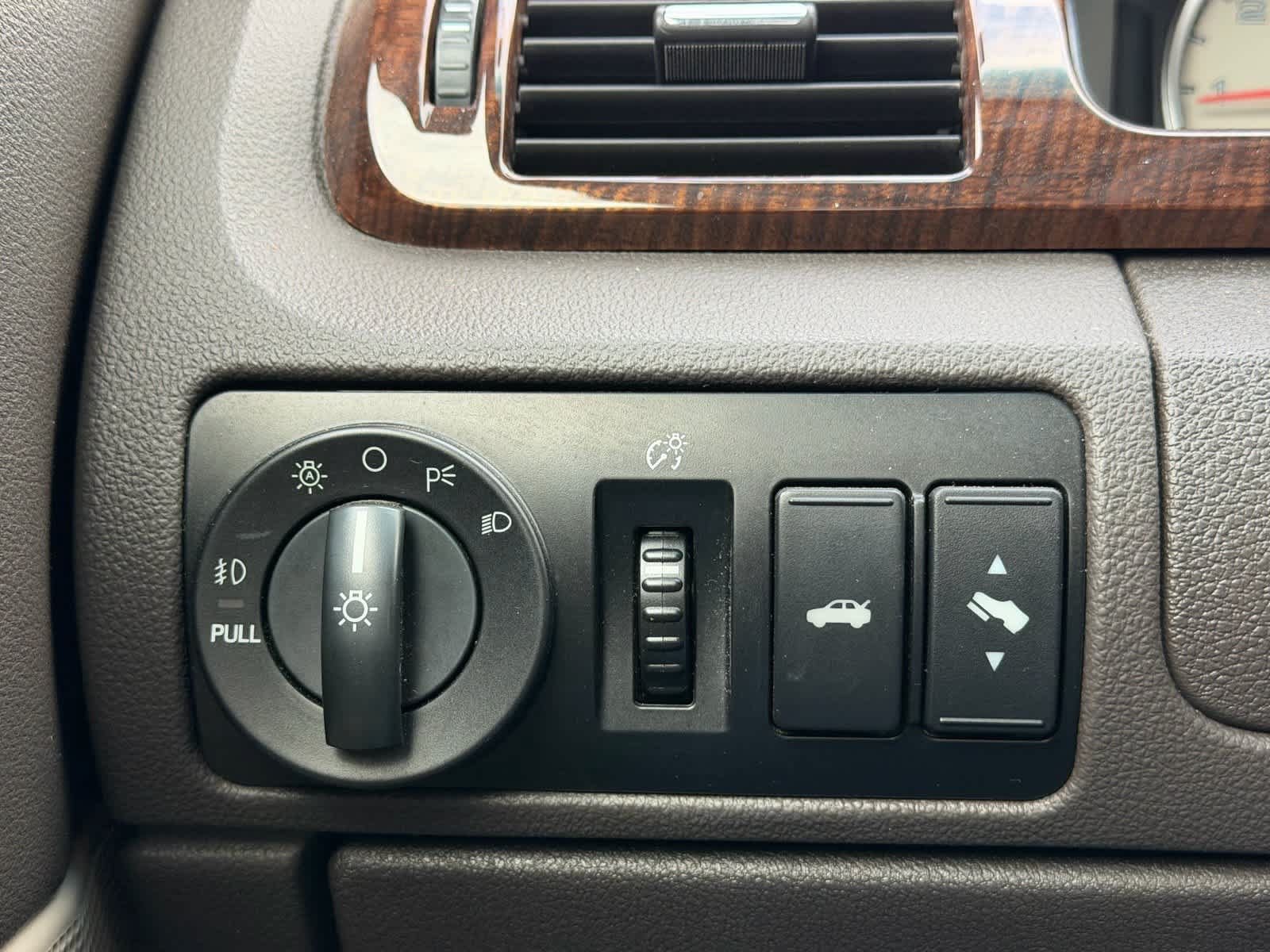 Used 2008 Ford Taurus Limited AWD/4WD image 17