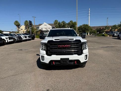 Used 2020 GMC Sierra 2500 AT4 w/ AT4 Premium Package AWD/4WD image 2