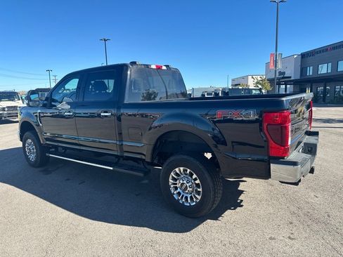 Used 2021 Ford F250 XLT w/ XLT Premium Package AWD/4WD image 11