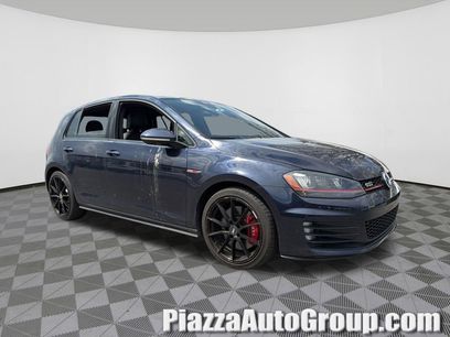 Used 2017 Volkswagen GTI SE