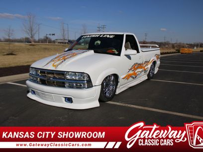 Used 2000 Chevrolet S10 Pickup Xtreme w/ Preferred Equipment Group