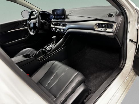 Certified 2025 Acura Integra image 12