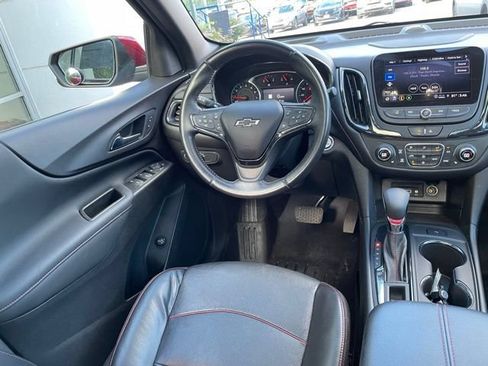 Used 2022 Chevrolet Equinox RS w/ RS Leather Package AWD/4WD image 12