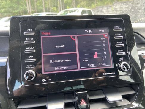 Used 2023 Toyota Camry SE FWD image 17