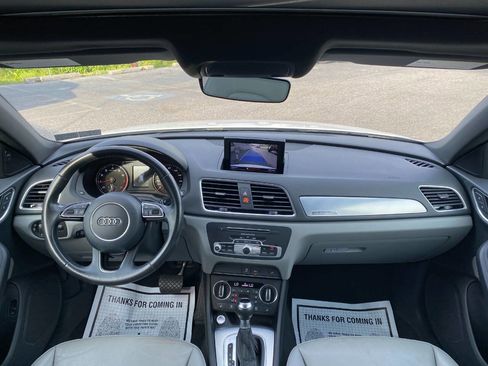 Used 2018 Audi Q3 2.0T Premium Plus w/ Premium Plus Package AWD/4WD image 25