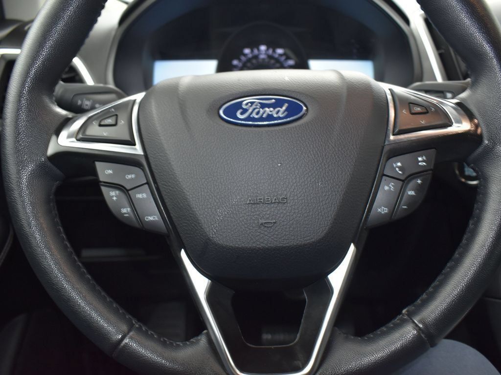 Used 2024 Ford Edge Titanium AWD/4WD image 14