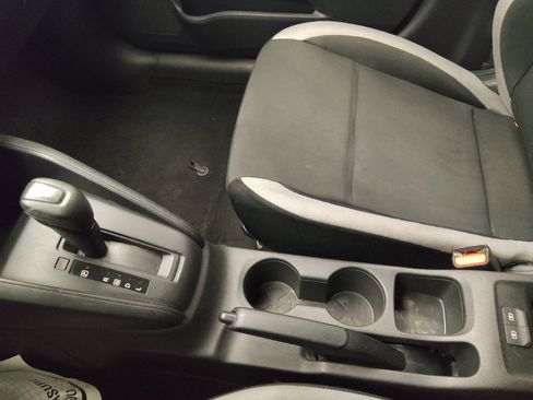 Used 2025 Nissan Versa S w/ Trunk Package image 26