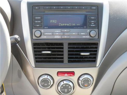 Used 2009 Subaru Forester 2.5X Limited image 7