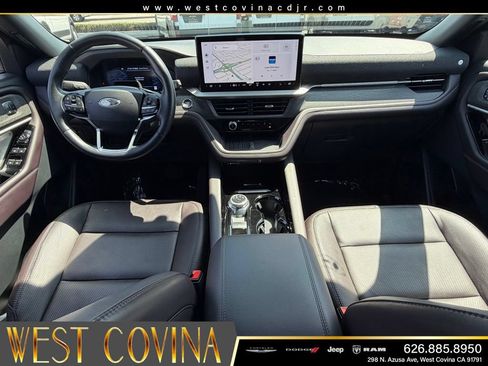 Used 2025 Ford Explorer Platinum w/ LUX Leather Package AWD/4WD image 35
