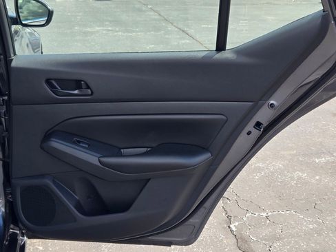 Used 2024 Nissan Altima 2.5 S image 9