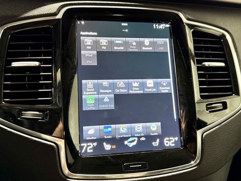 Used 2022 Volvo XC90 T6 Momentum w/ Advanced Package image 19
