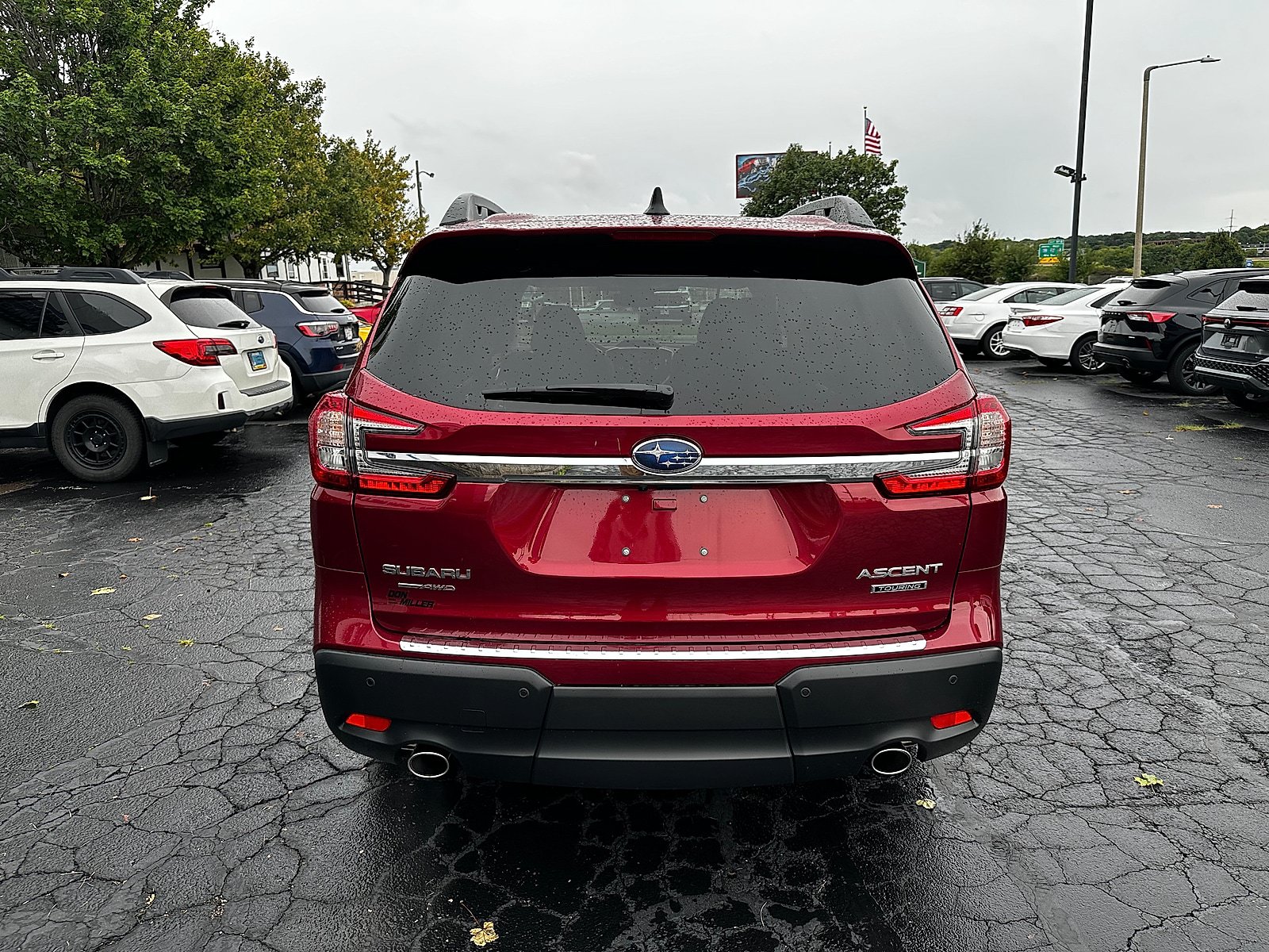 Certified 2026 Subaru Ascent Touring AWD/4WD image 4
