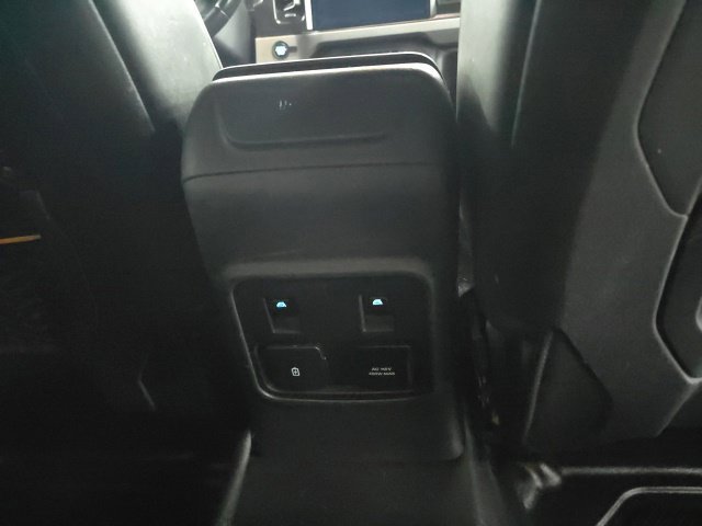 Used 2021 Ford Bronco Badlands AWD/4WD image 7