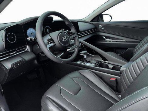 New 2026 Hyundai Elantra Limited image 14