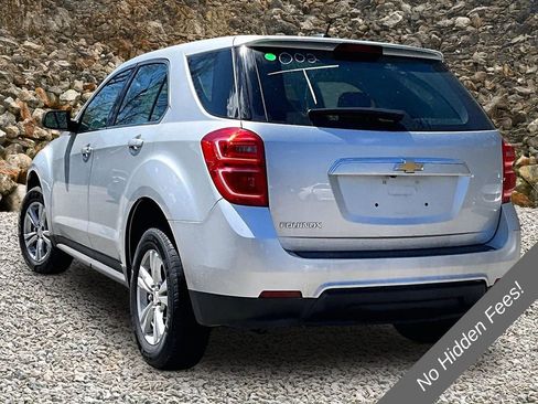 Used 2017 Chevrolet Equinox LS FWD image 9