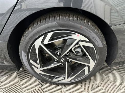 New 2026 Hyundai Sonata SEL FWD image 19