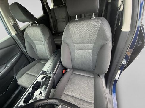 Used 2025 Nissan Rogue SV AWD/4WD image 23