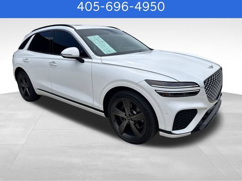 Used 2025 Genesis GV70 2.5T w/ Sport Prestige Package AWD/4WD image 14