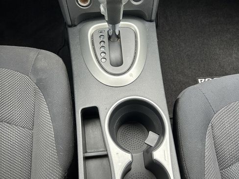 Used 2011 Nissan Rogue S FWD image 9
